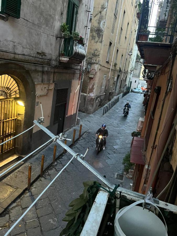 דירות נאפולי Centro Storico Casa Mari' מראה חיצוני תמונה