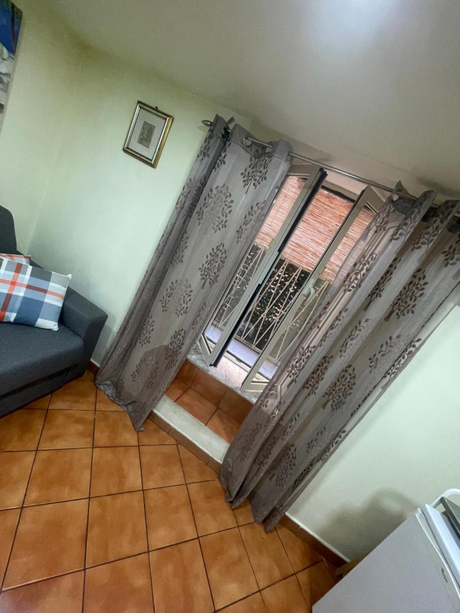 דירות נאפולי Centro Storico Casa Mari' מראה חיצוני תמונה