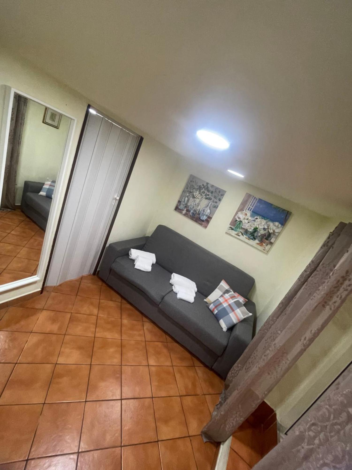 דירות נאפולי Centro Storico Casa Mari' מראה חיצוני תמונה